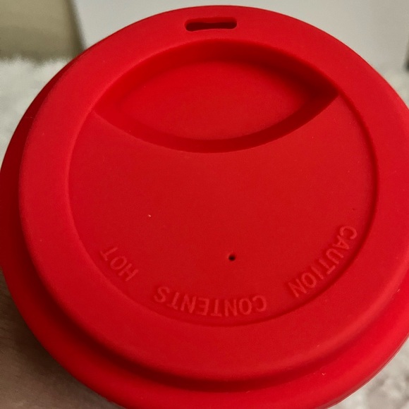 Hello Kitty Travel Mug  with Lid Brand New - Picture 4 of 5